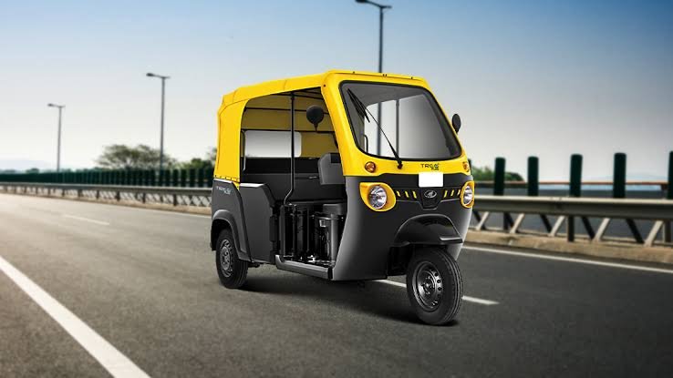 Mahindra Treo Plus इलेक्ट्रिक रिक्षा,५० पैशात १ किमीची रेंज,खरेदीवर मिळेल १ लाख ३ हजारांची सूट